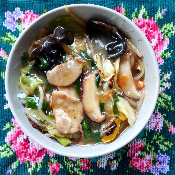 余った肉野菜炒めで！中華丼♪